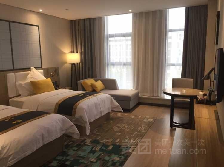 Echarm Hotel Ji'Nan Railway Station Jinan Exterior foto